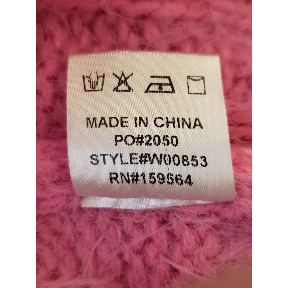 Bluivy Fuzzy Cable Knit Tunic‎ Sweater Womens Size S/M Bright Pink Long Sleeve